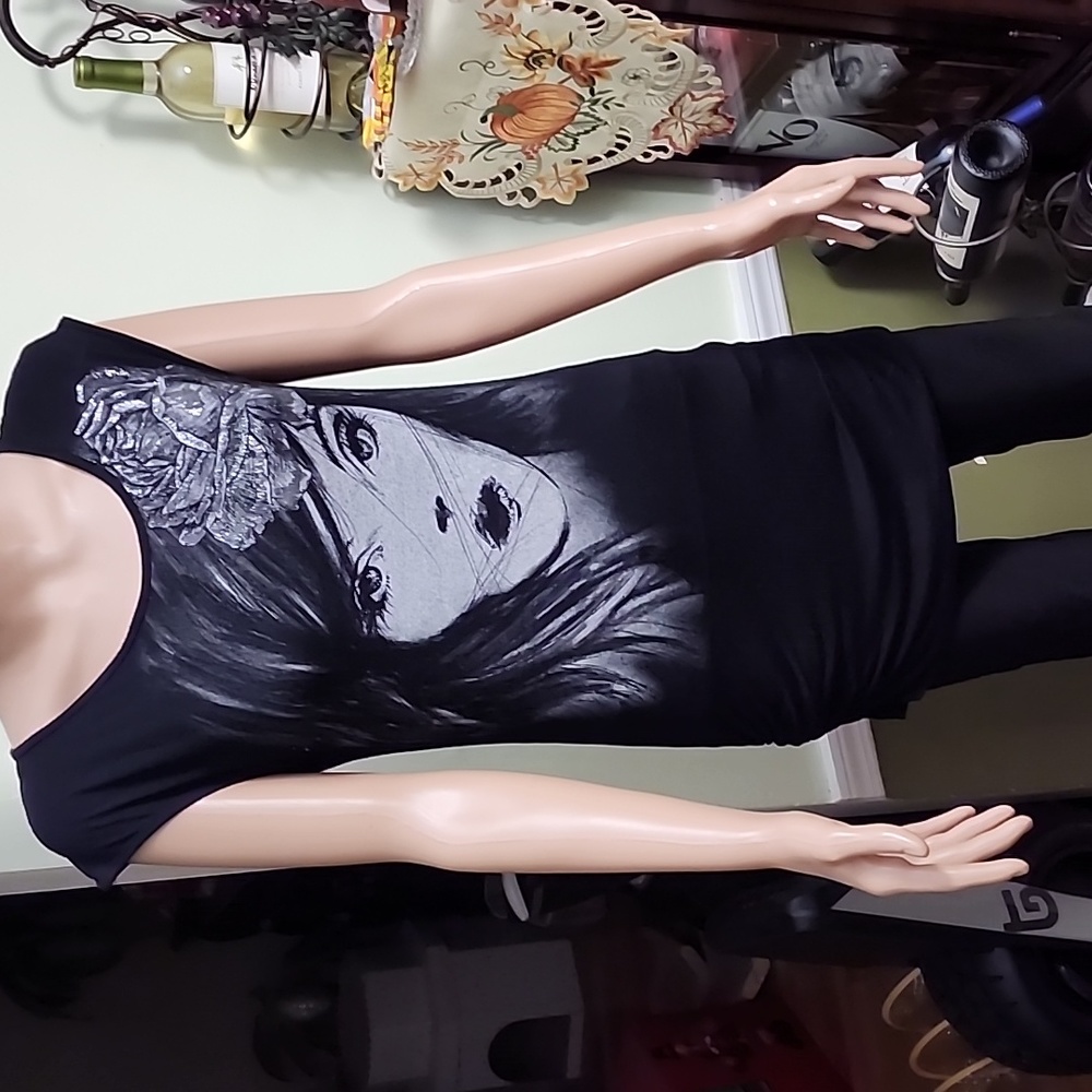 Top - Picture 8 of 10